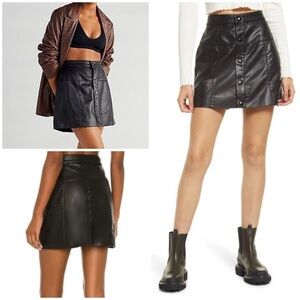 Free People Maisie Black Faux Vegan Button Down A-line Classic Mini Skirt 6​​​